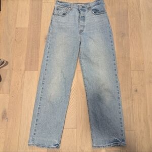 Levi's Ribcage Straight Jeans Size 28 Color Let's Share